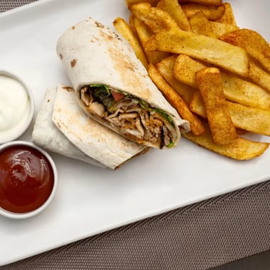 CHICKEN DÖNER WRAP